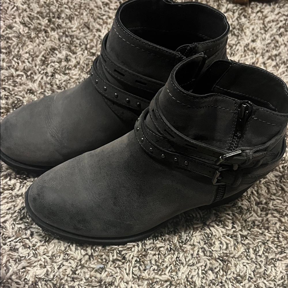 Sonoma Gray Ankle Boots with Strap Detail